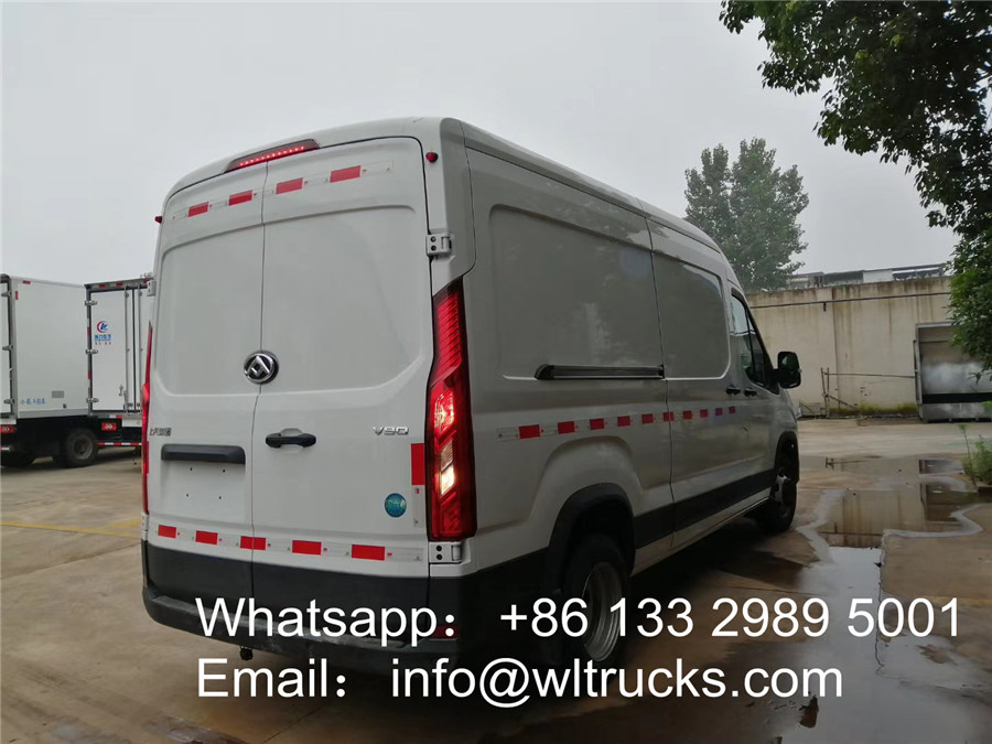 SAIC Maxus minibus refrigerated trucks