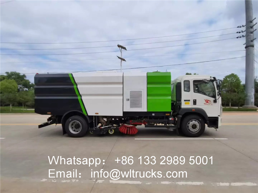 Sinotruk Howo 16m3 washing road sweeper truck