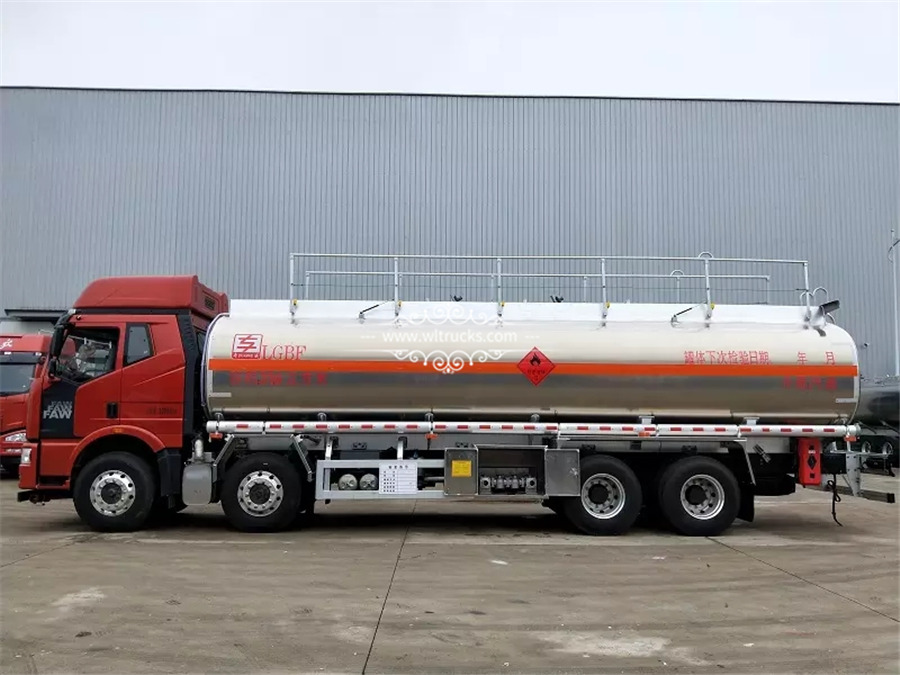 oil tank truck