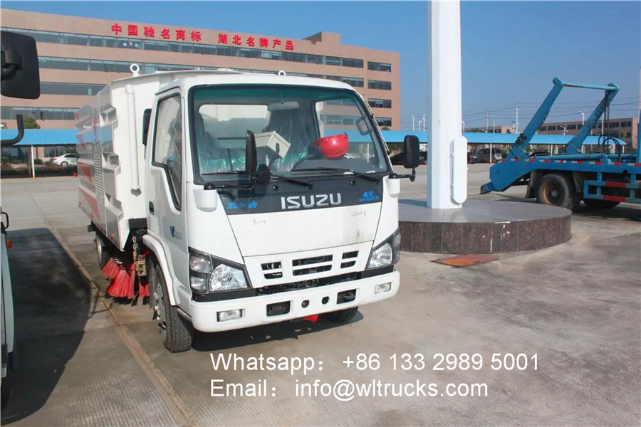 road sweeper truck