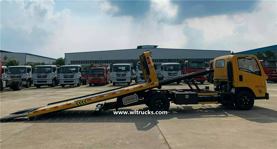 4 tons flatbed tow truck