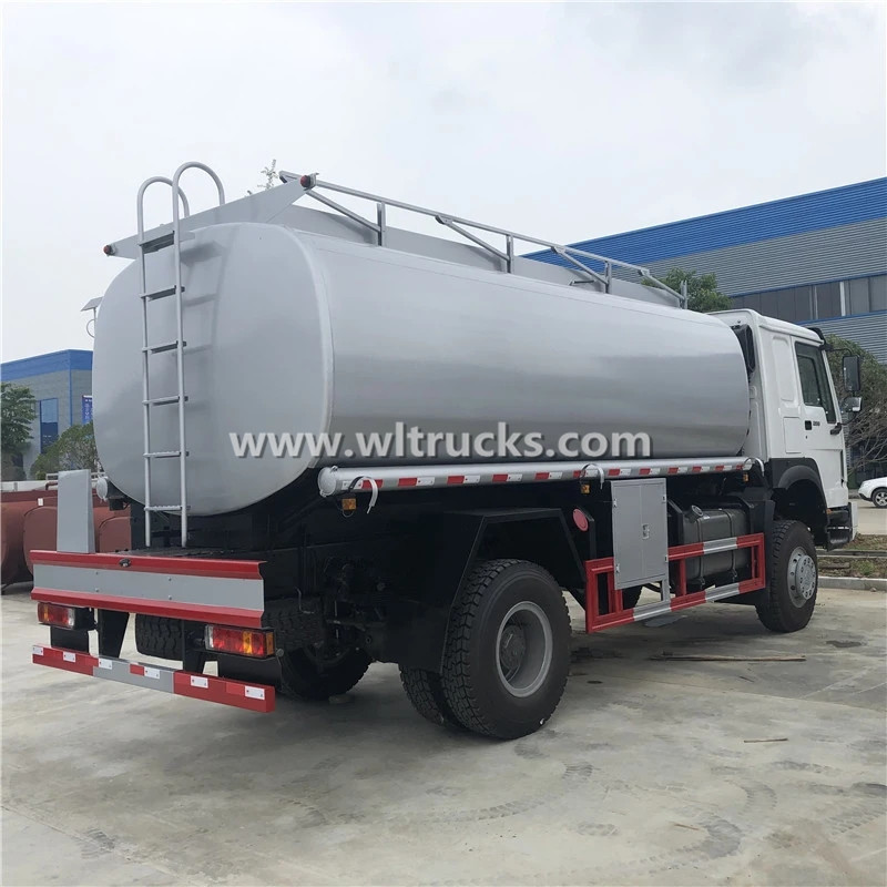 4X4 Oil Tank Dispenser Truck