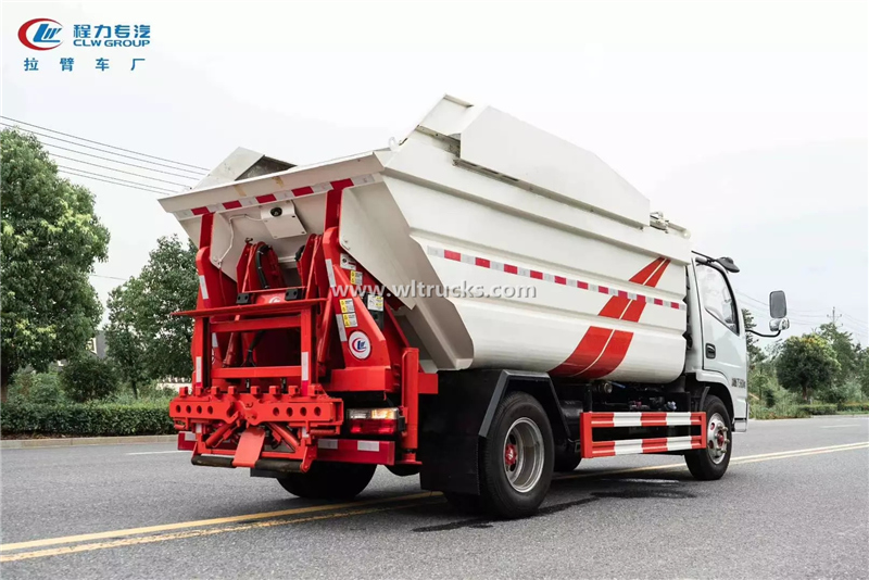 5000liters Rear loading compactor garbage truck