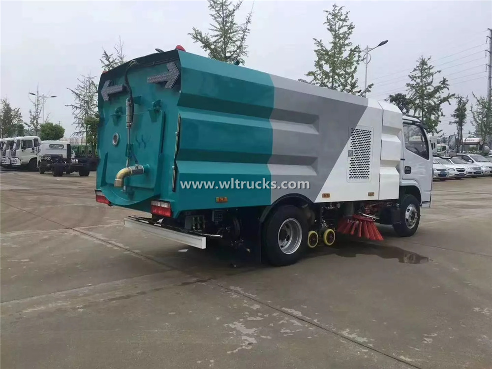 5t cleaning and sweeping truck