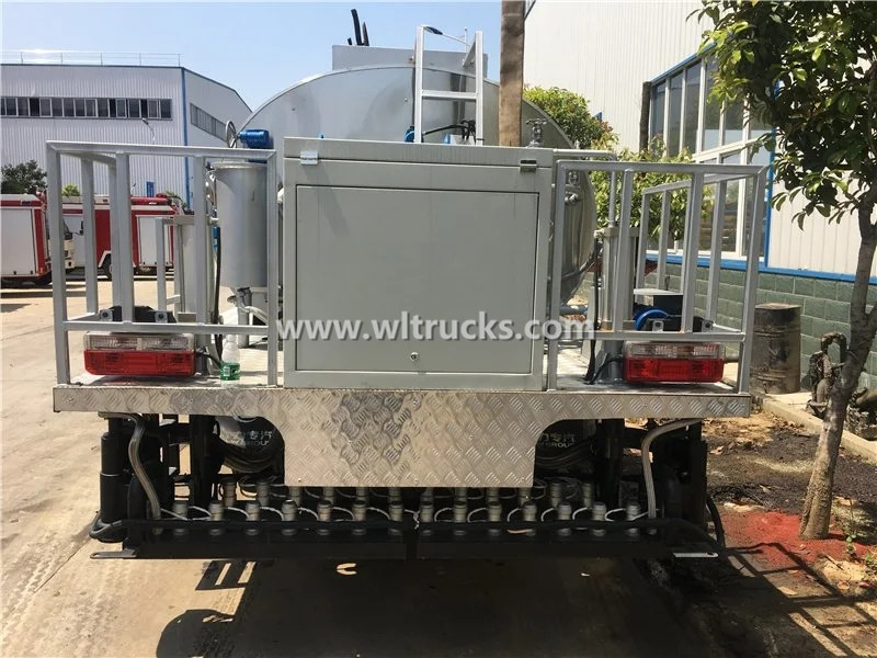 6 ton Intelligent Emulsion Heated asphalt Sprayer Truck