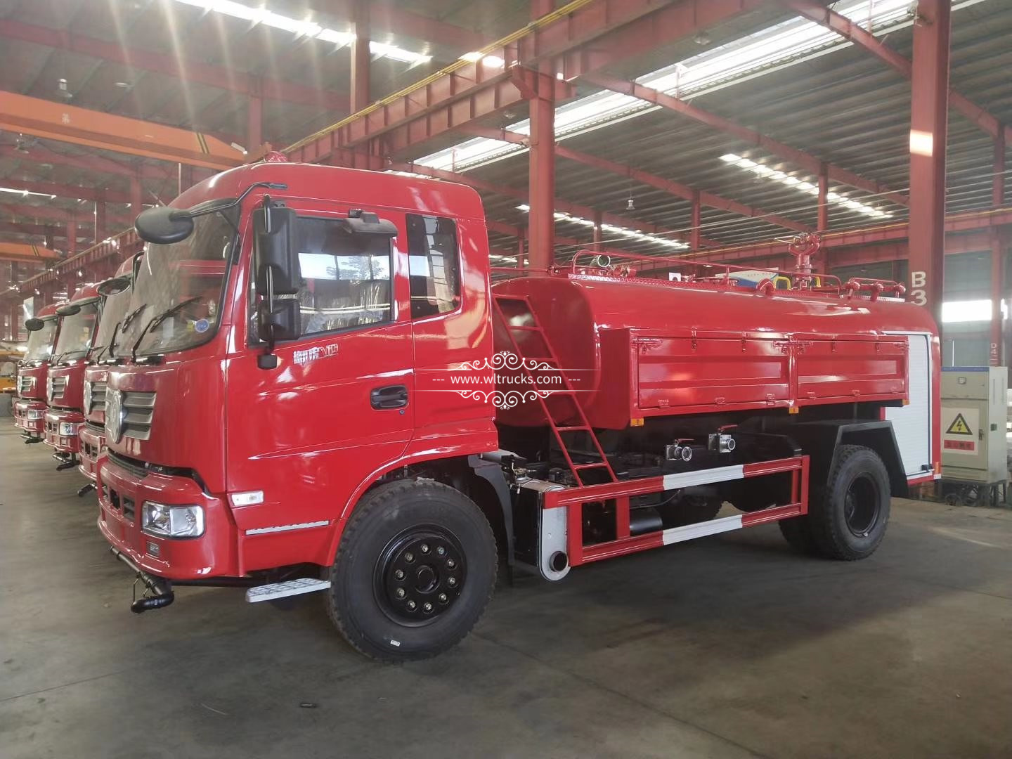 8000 liter fire water tank truck
