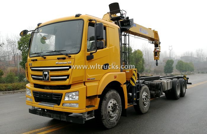 8x4 truck mounted crane