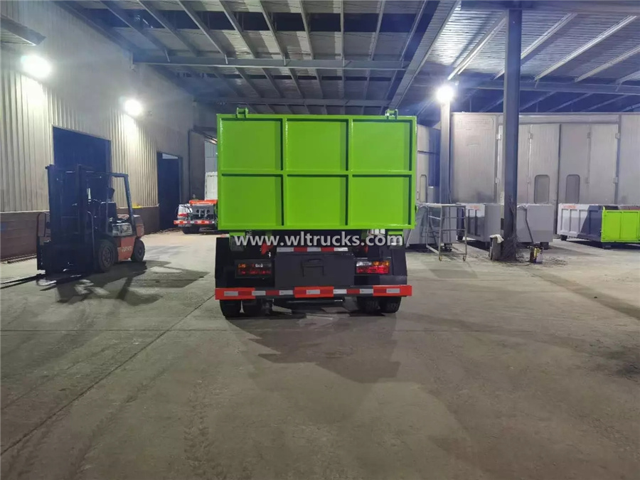 Dayun 8 ton waste transfer truck