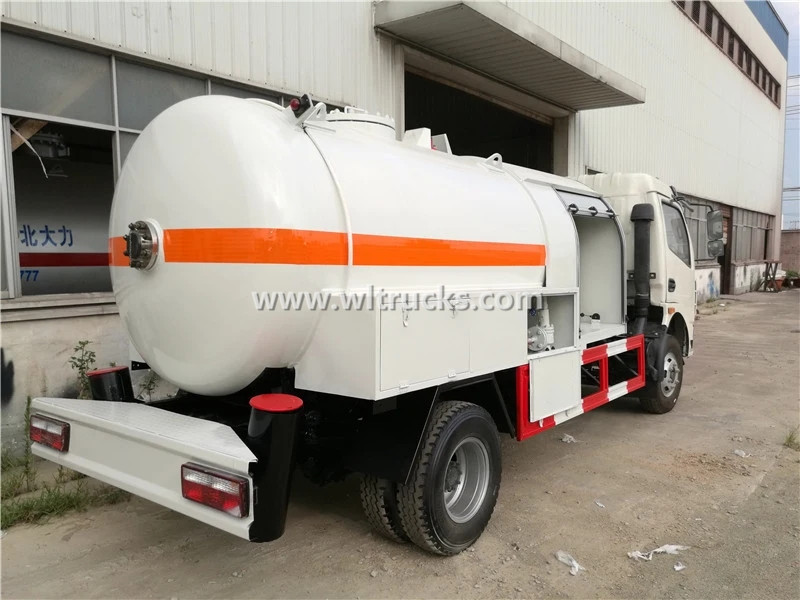 Dongfeng 3 tons Lpg Delivery Truck