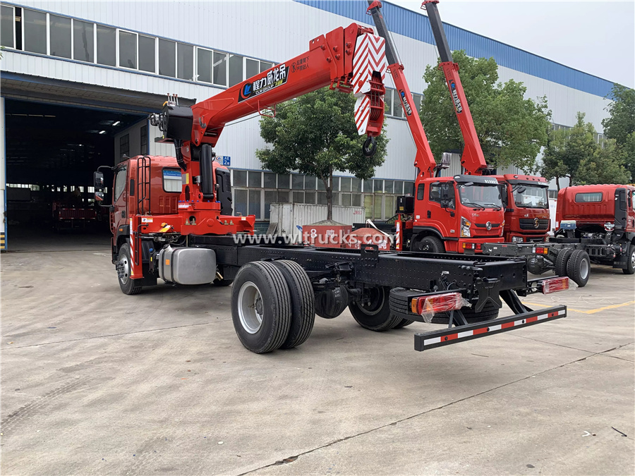 Foton 8 tons truck crane