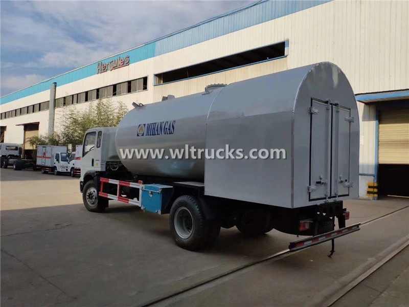 HOWO 15cbm Gas Dispenser Truck