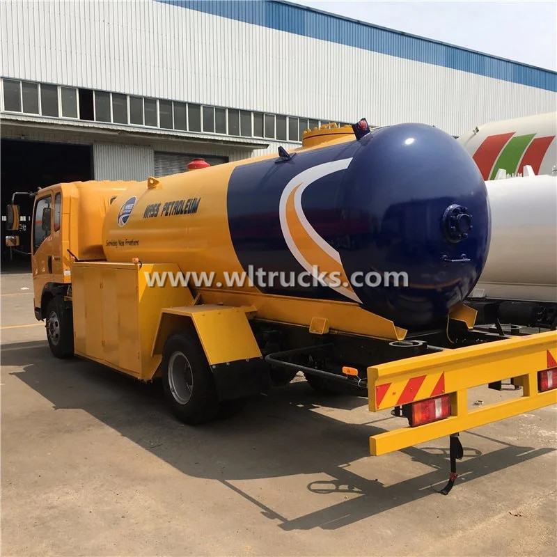 Howo 6 ton Gas Bobtail Tanker Truck