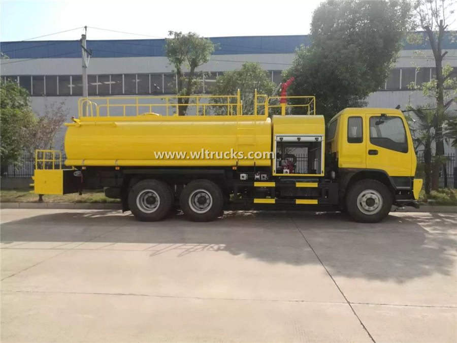 ISUZU 18000l fire water truck