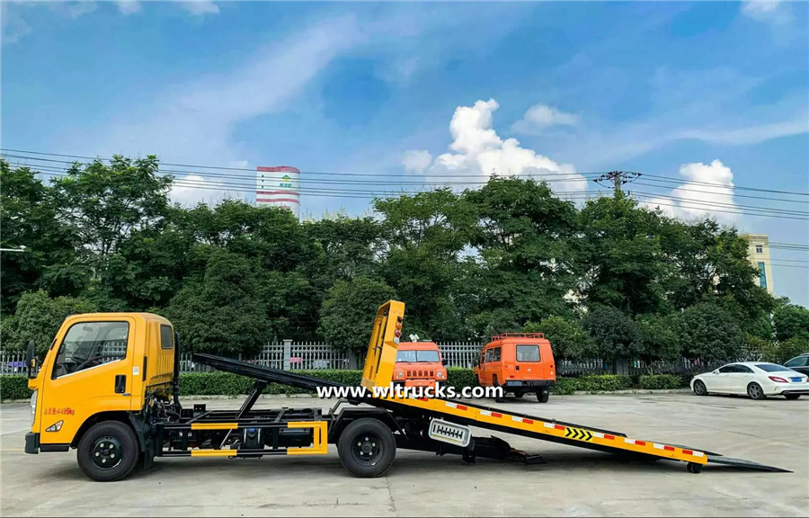 JMC 4 tons flatbed tow truck