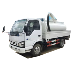 Japan ISUZU 5000L vacuum Fecal truck