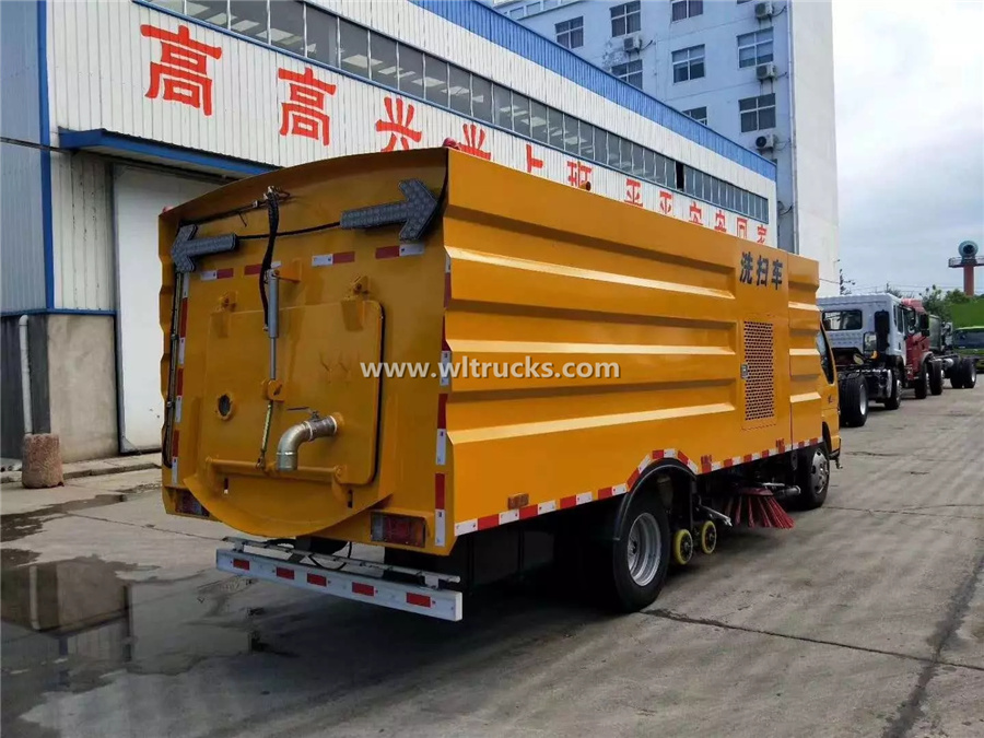 Japan Isuzu 9cbm washing and sweeping truck