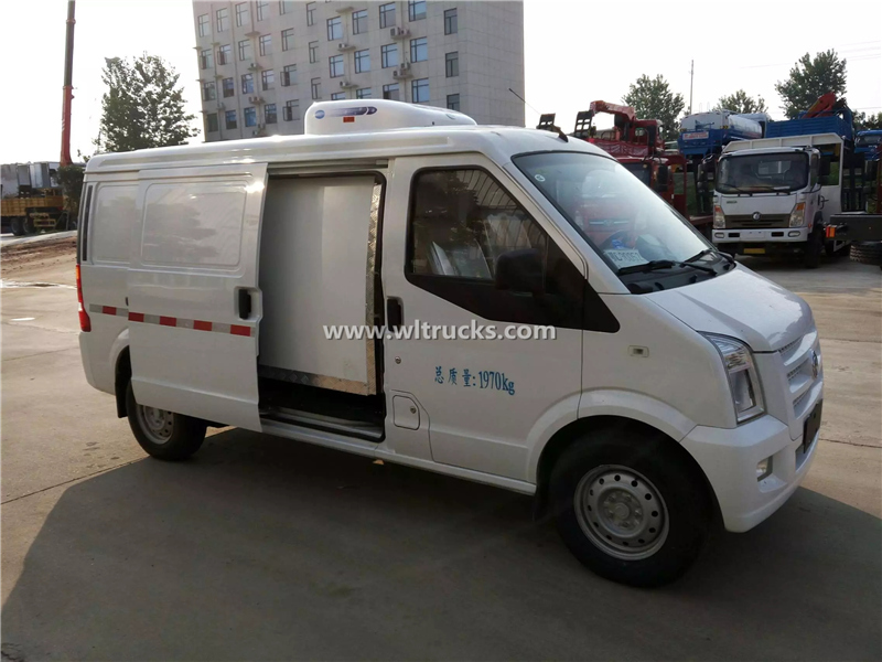 Minibus freezer truck