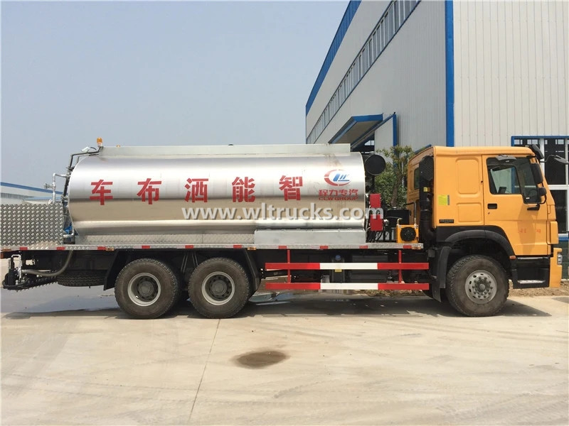 Sinotruk Asphalt Distributor Truck