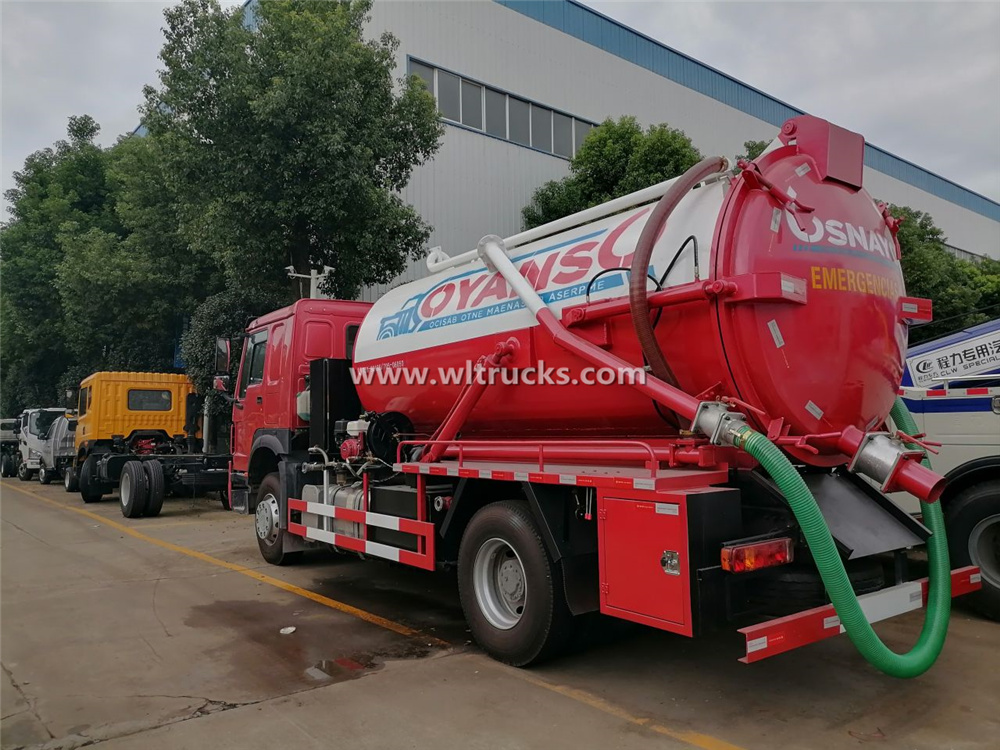Sinotruk HOWO 10000 Liters Sewage Suction Tanker Truck