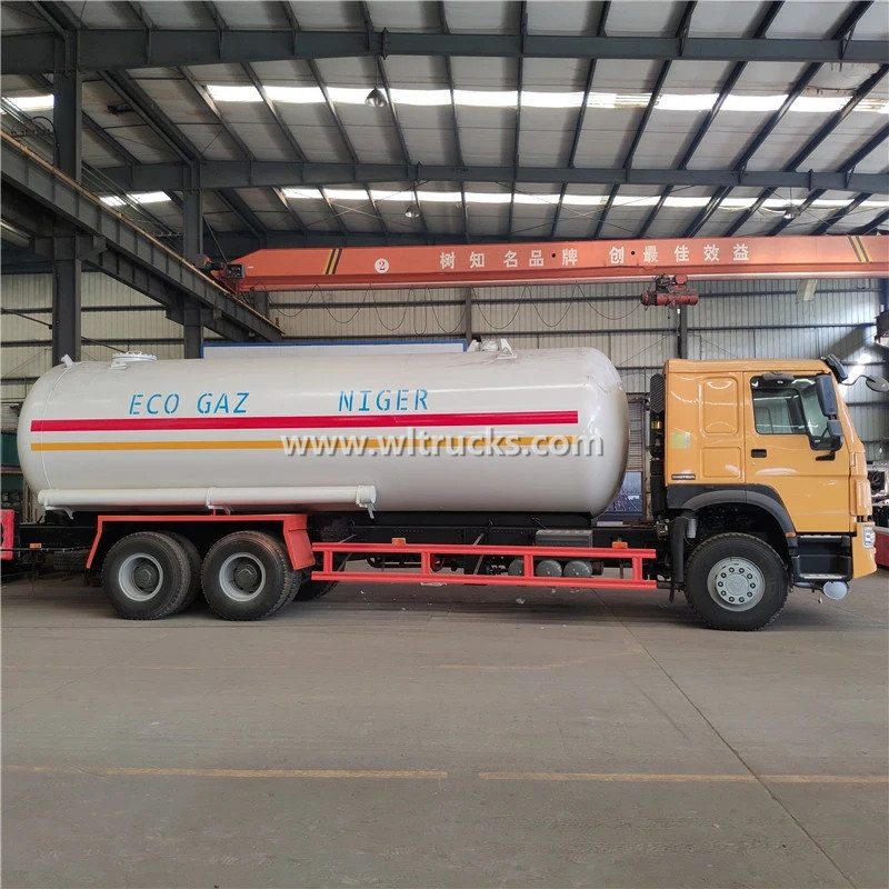 Sinotruk HOWO 25cbm Gas Distribution Truck