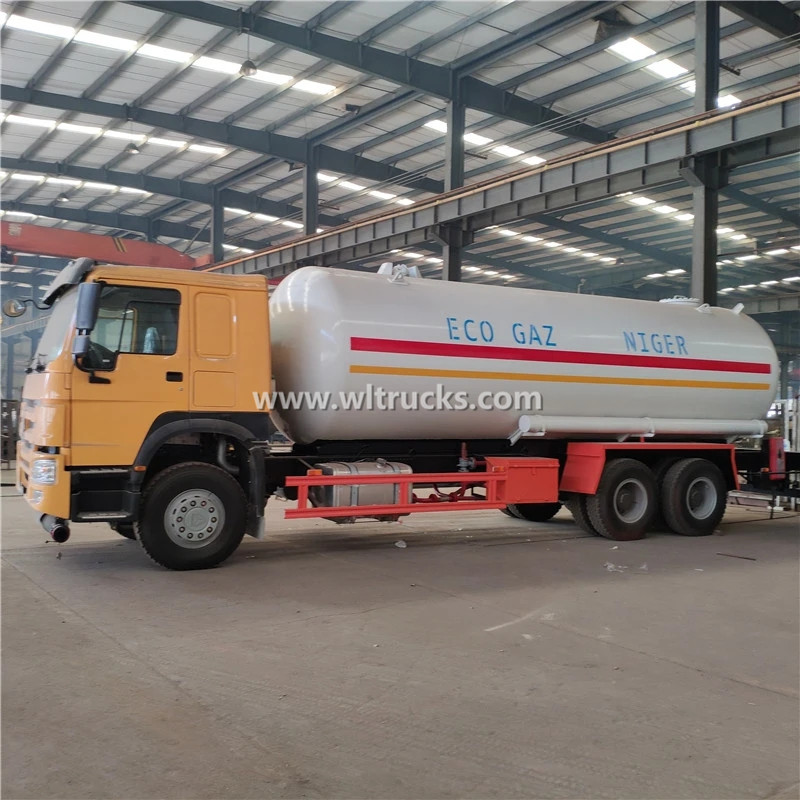 Sinotruk HOWO LPG Distribution Truck