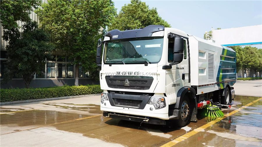 Sinotruk Howo 16m3 washing and sweeping truck