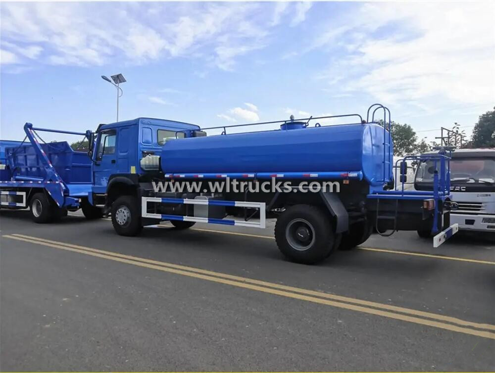 4X4 HOWO 15 cubic meters Water Bowser Truck