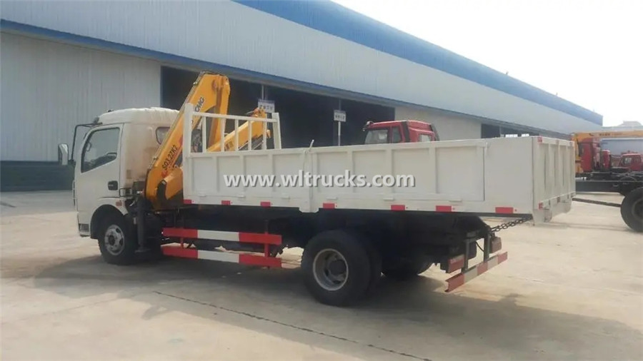 5t Folding Arm Crane Truck