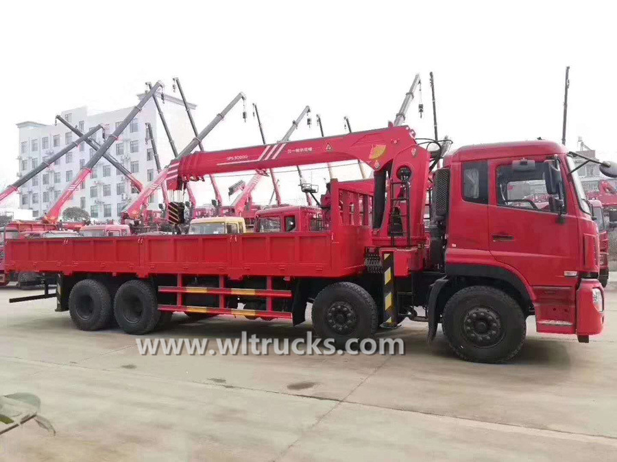 8x4 Dongfeng truck with SANY 12 ton Palfinger crane