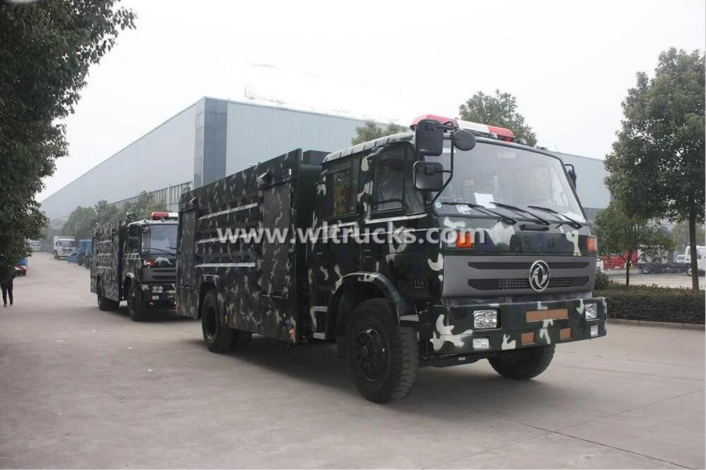 Dongfeng 4X4 off-Road 8, 000 Liter Military Water Tank Fire Fighting Truck