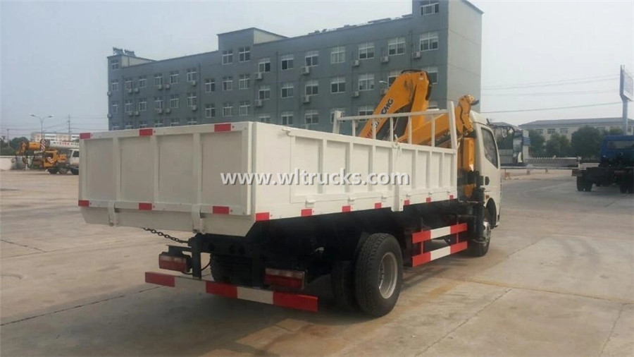 Dongfeng Folding Arm Crane Truck