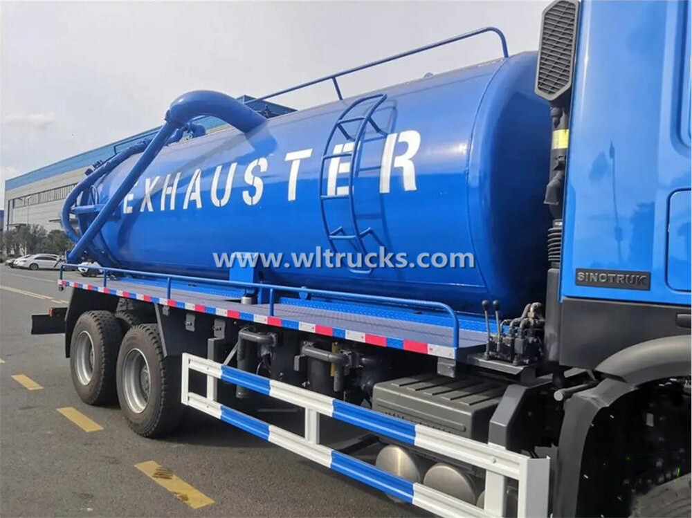 HOWO 18000 liters Sewage Suction Truck