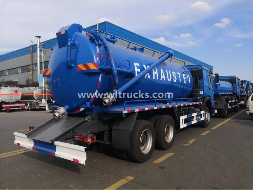 HOWO 18m3 Sewage Suction Truck