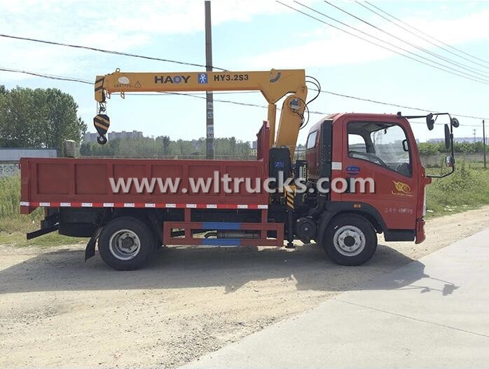 HOWO Truck Mounted Crane