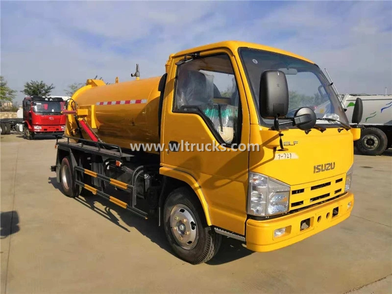 Isuzu 4000 liters Septic Tanker Suction Truck