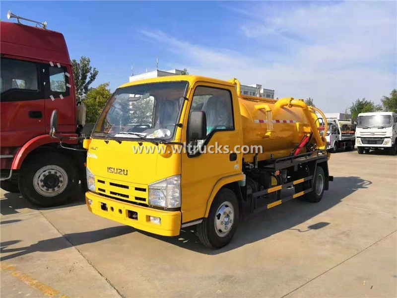 Isuzu 4m3 Septic Tanker Suction Truck