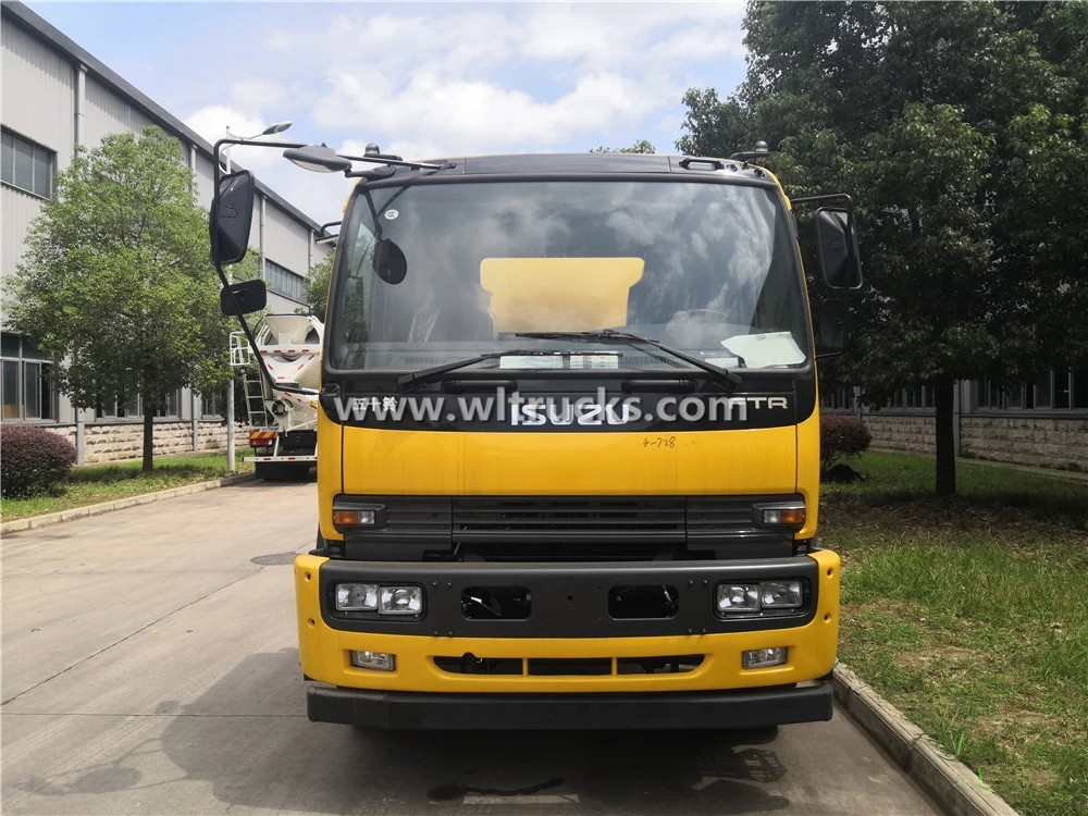 Isuzu Ftr 12000L Vacuum Tank Truck