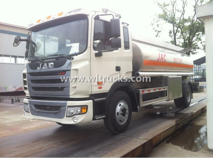 JAC 2500 gallon Aluminum alloy Fuel Cistern Truck with Oil Dispenser Truck