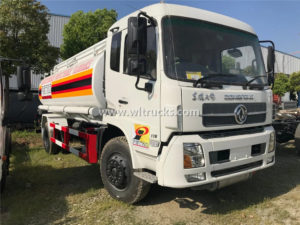 Rhd Dongfeng 12 ton fuel oil dispenser truck