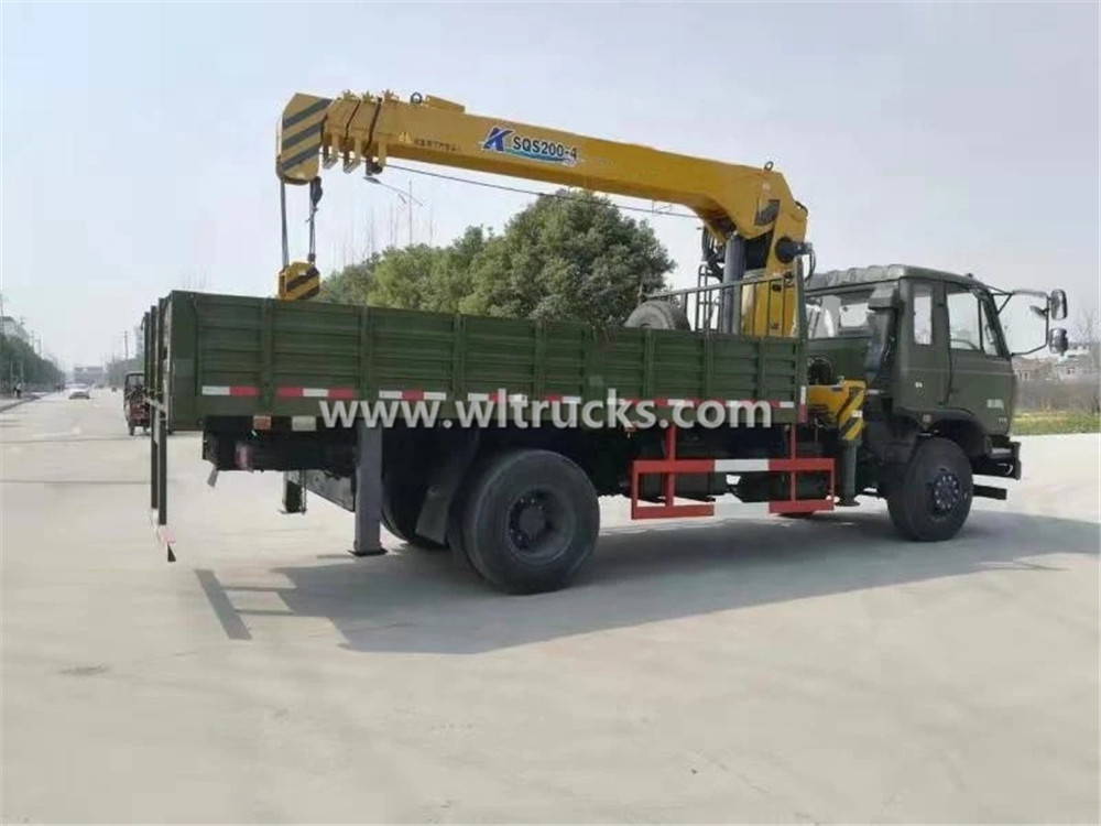Rhd Dongfeng 4X4 Telescopic Boom Truck Mounted Crane