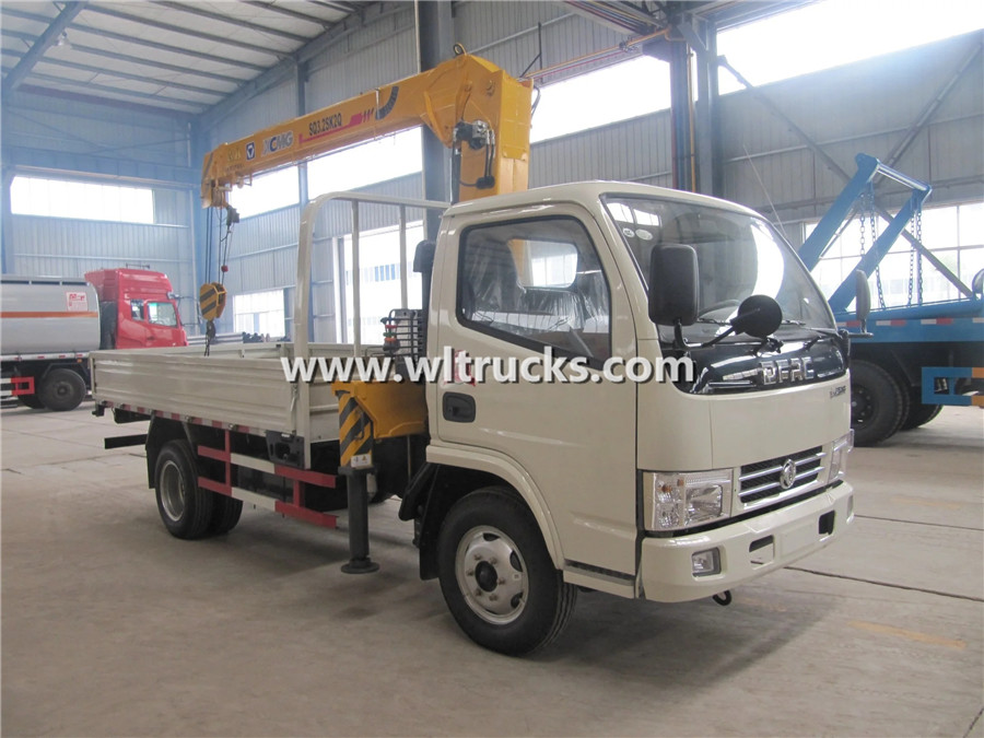 Small mobile 3 Tons Truck Crane