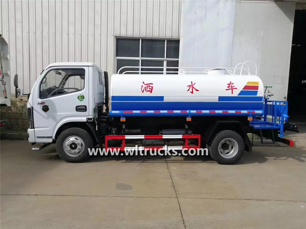 Small 5 ton construction road water tanker truck