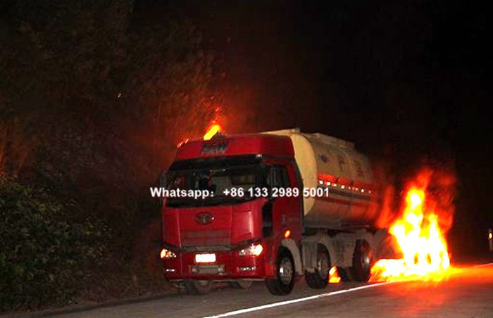 Fuel oil tanker truck Spontaneous combustion pictures