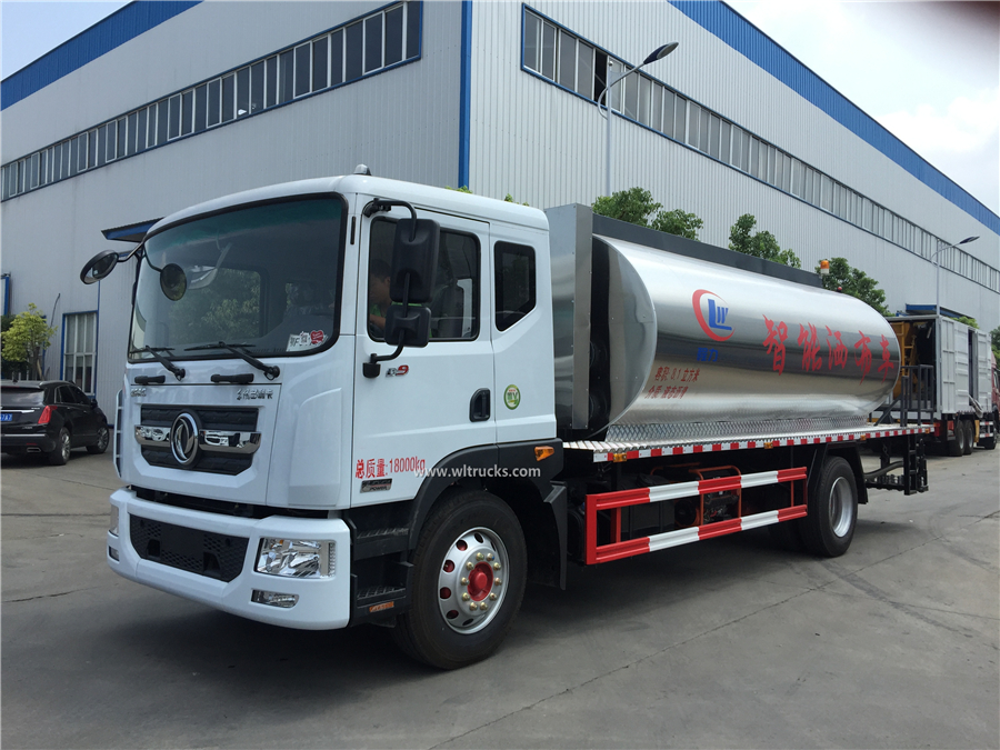12000 liters smart asphalt distributor spray truck