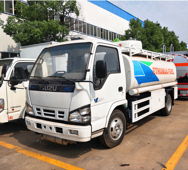 6 wheel ISUZU NKR 10000L Fuel Oil Delivery truck