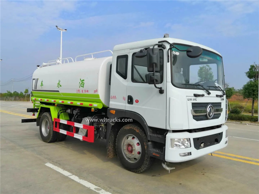 Dongfeng 12000L water sprinkler truck 