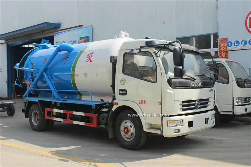 Dongfeng 8000L Vacuum sewage truck