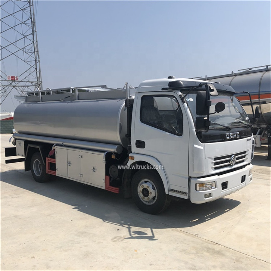 Euro 3 DFAC 2000 gallon diesel tanker truck