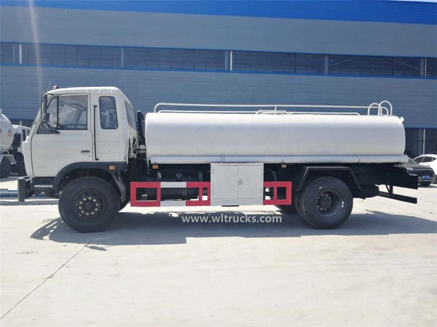 Euro III DFAC 15000 liters fuel transport truck