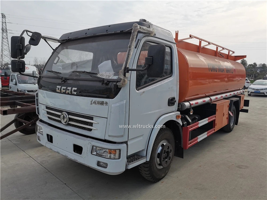 Euro III Dongfeng 10cbm oil refueling truck